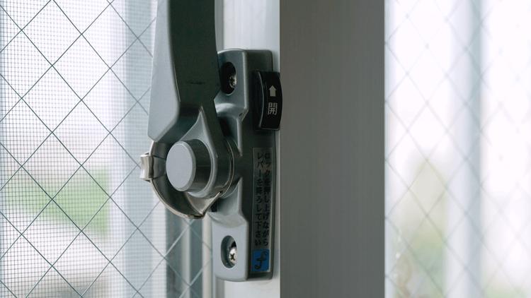 一人暮らしで持っておきたい防犯グッズ