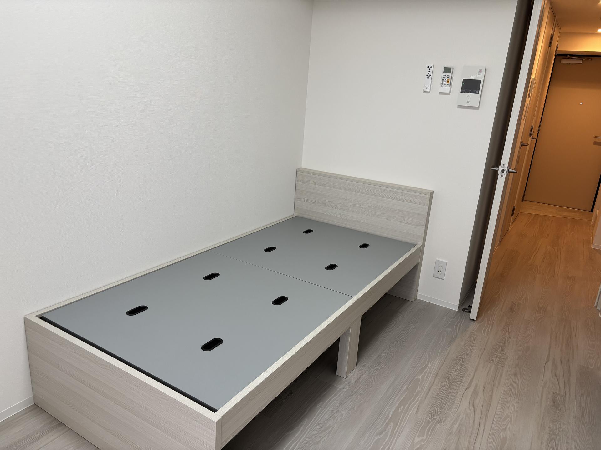 ベッドフレーム