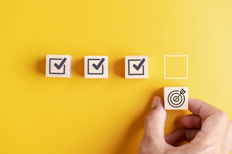 チェックボックスが並んでいて重要ポイントを示唆している画像